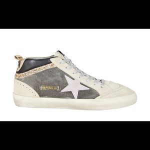 ISO these golden goose midstars in a 37 or 38